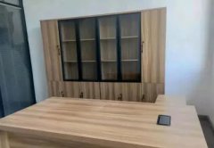 辦公桌椅丨會議桌丨屏風(fēng)卡位丨老板桌 辦公桌椅丨會議桌丨屏風(fēng)卡位丨老板桌